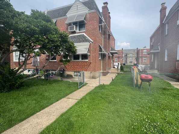 7233 Barnard Street, Philadelphia PA 19149