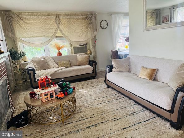 7233 Barnard Street, Philadelphia PA 19149