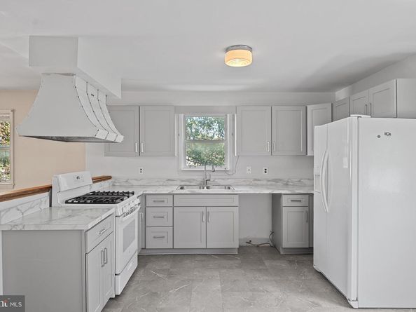 4052 Martin Luther King Jr Avenue SW, Washington DC 20032