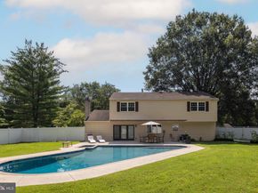 325 Toll Drive, Southampton PA 18966