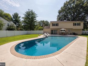 325 Toll Drive, Southampton PA 18966