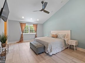 325 Toll Drive, Southampton PA 18966