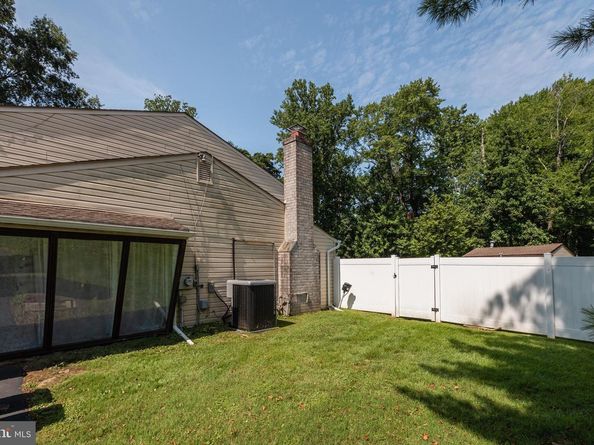 325 Toll Drive, Southampton PA 18966