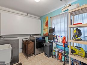 325 Toll Drive, Southampton PA 18966