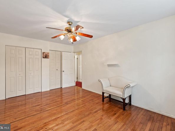 325 Toll Drive, Southampton PA 18966