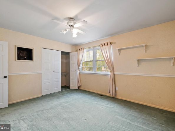 325 Toll Drive, Southampton PA 18966