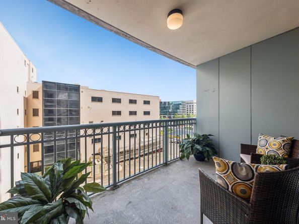 851 N Glebe Road 415, Arlington VA 22203