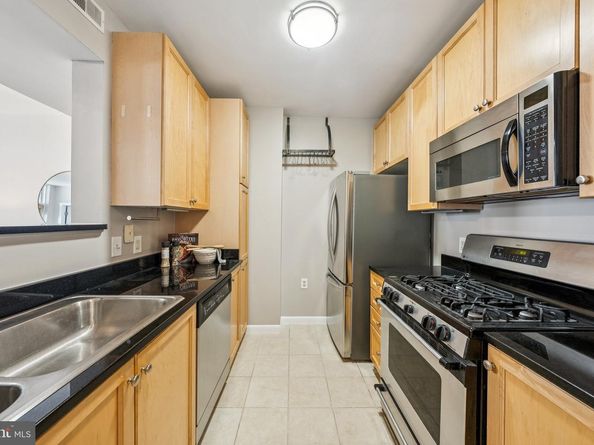 851 N Glebe Road 415, Arlington VA 22203
