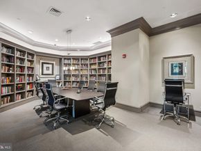 851 N Glebe Road 415, Arlington VA 22203
