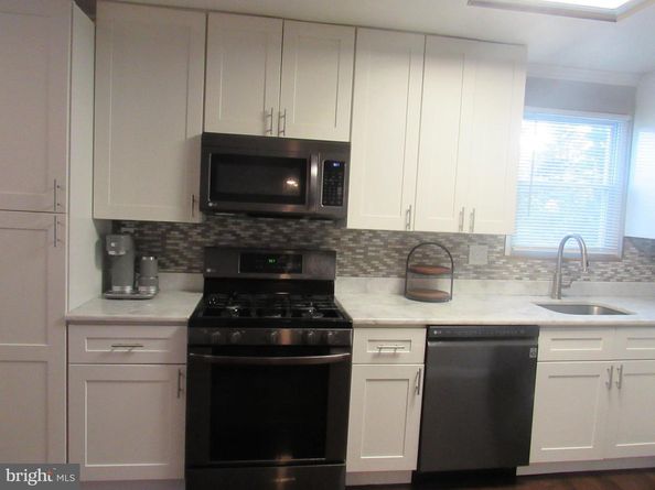 412 Avon Place, Philadelphia PA 19116