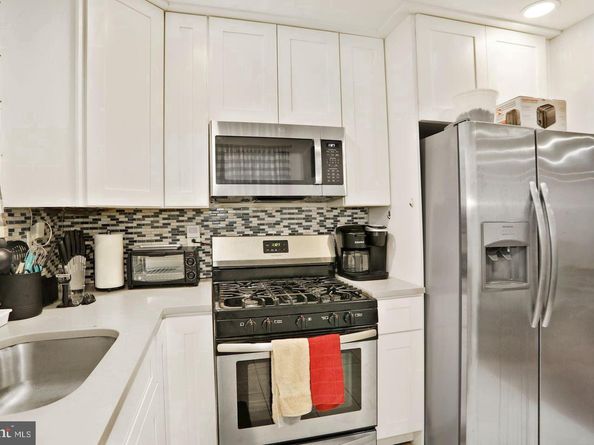 2031 S Beechwood Street, Philadelphia PA 19145