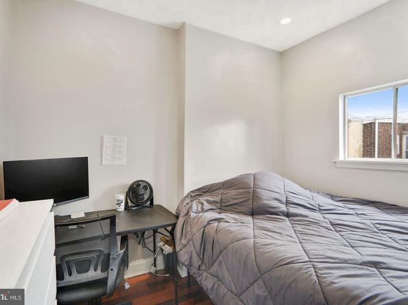 2031 S Beechwood Street, Philadelphia PA 19145