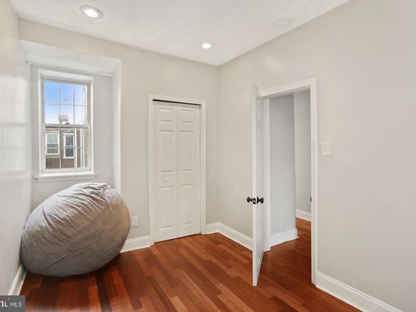 2031 S Beechwood Street, Philadelphia PA 19145