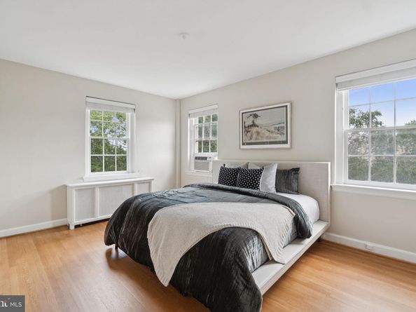 2737 Devonshire Place NW 503, Washington DC 20008