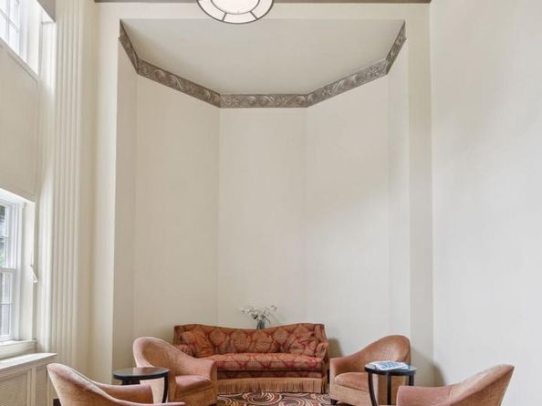 2737 Devonshire Place NW 503, Washington DC 20008