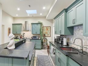 135 E Allen Street, Philadelphia PA 19125