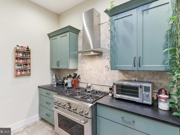135 E Allen Street, Philadelphia PA 19125