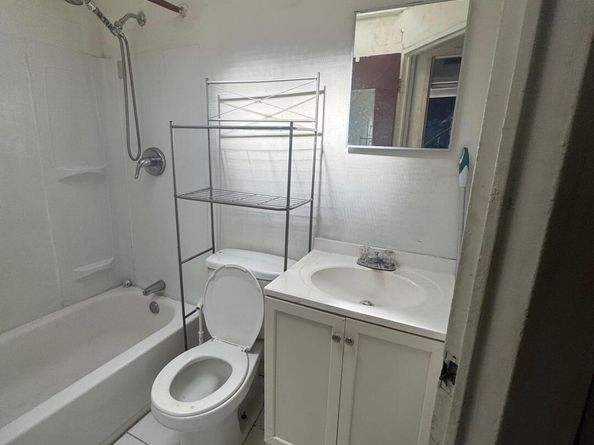 6492 Lensen Street, Philadelphia PA 19119