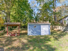 1404 N Powhatan Street, Arlington VA 22205