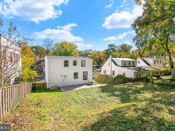 1404 N Powhatan Street, Arlington VA 22205