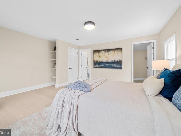 1404 N Powhatan Street, Arlington VA 22205