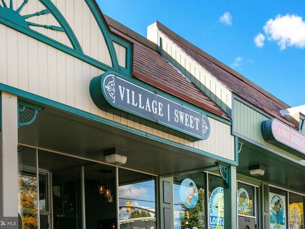 1404 N Powhatan Street, Arlington VA 22205