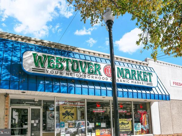 1404 N Powhatan Street, Arlington VA 22205