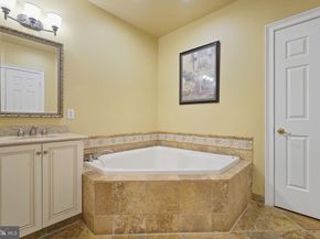 95 Rittenhouse Circle, Newtown PA 18940