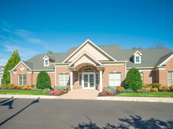 95 Rittenhouse Circle, Newtown PA 18940