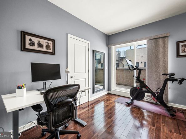 1305 S 2nd Street, Philadelphia PA 19147