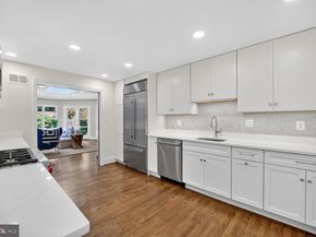 3327 O Street NW, Washington DC 20007