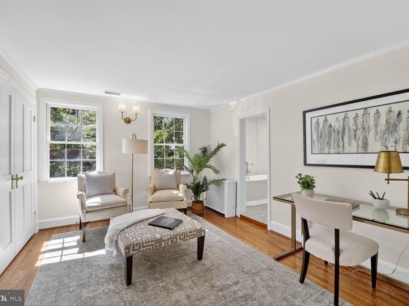 3327 O Street NW, Washington DC 20007