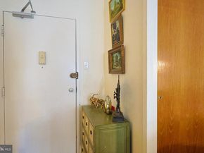 118 S 21st Street 218, Philadelphia PA 19103