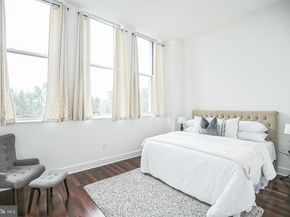 1101 Locust Street 4E, Philadelphia PA 19107