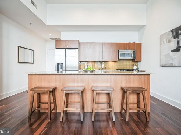 1101 Locust Street 4E, Philadelphia PA 19107