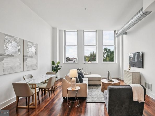 1101 Locust Street 4E, Philadelphia PA 19107