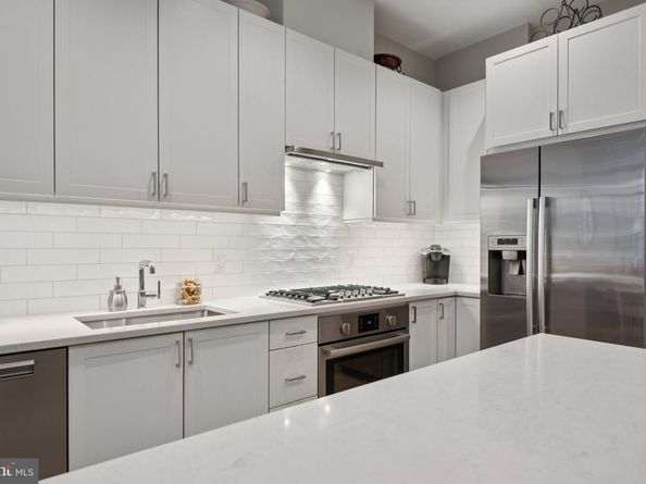 925 N Fairfax Street 104, Alexandria VA 22314