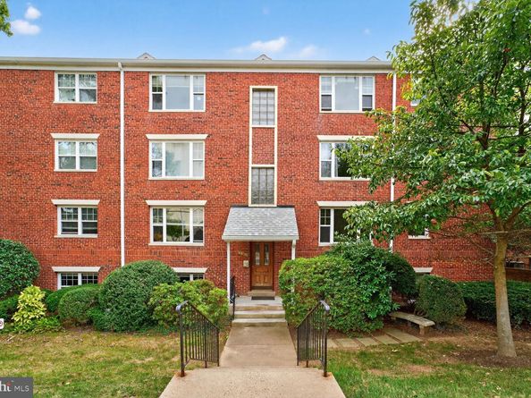 1404 12TH Street N 21, Arlington VA 22209
