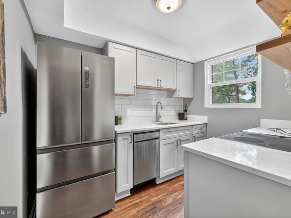 1404 12TH Street N 21, Arlington VA 22209