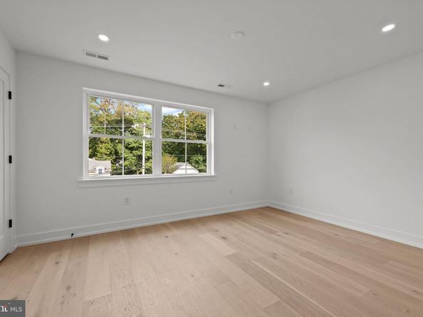 14 Churchville Lane, Churchville PA 18966