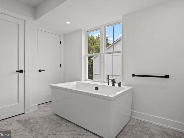 14 Churchville Lane, Churchville PA 18966