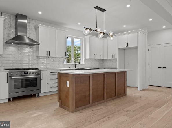 14 Churchville Lane, Churchville PA 18966