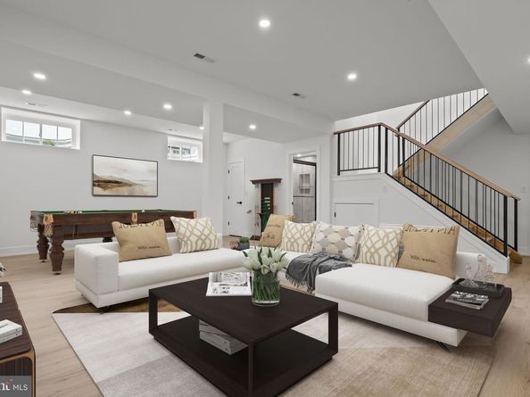 14 Churchville Lane, Churchville PA 18966