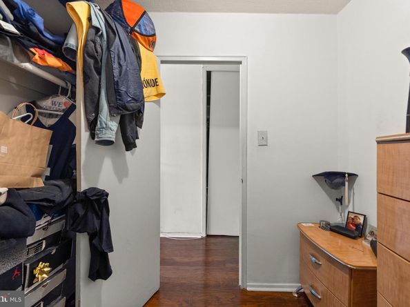 2101 Chestnut Street 705, Philadelphia PA 19103