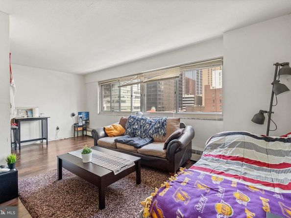 2101 Chestnut Street 705, Philadelphia PA 19103