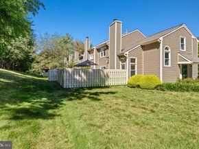1569 Applewood Circle, Yardley PA 19067