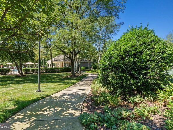 1569 Applewood Circle, Yardley PA 19067