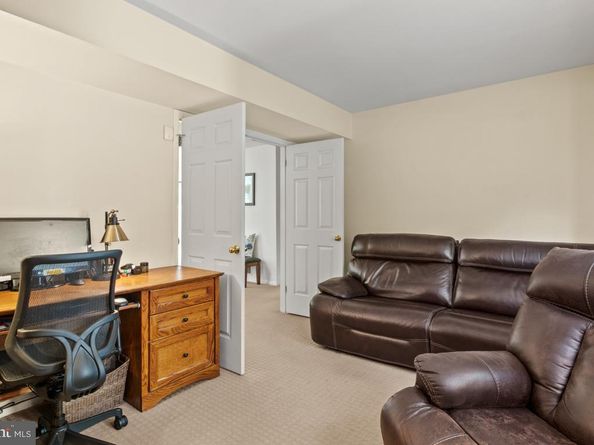 1569 Applewood Circle, Yardley PA 19067