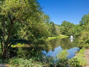 1569 Applewood Circle, Yardley PA 19067