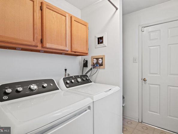 1569 Applewood Circle, Yardley PA 19067